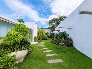Property grounds - Unique Designer Gem: Private Pool, Elevator, Views (Puerto Vallarta)