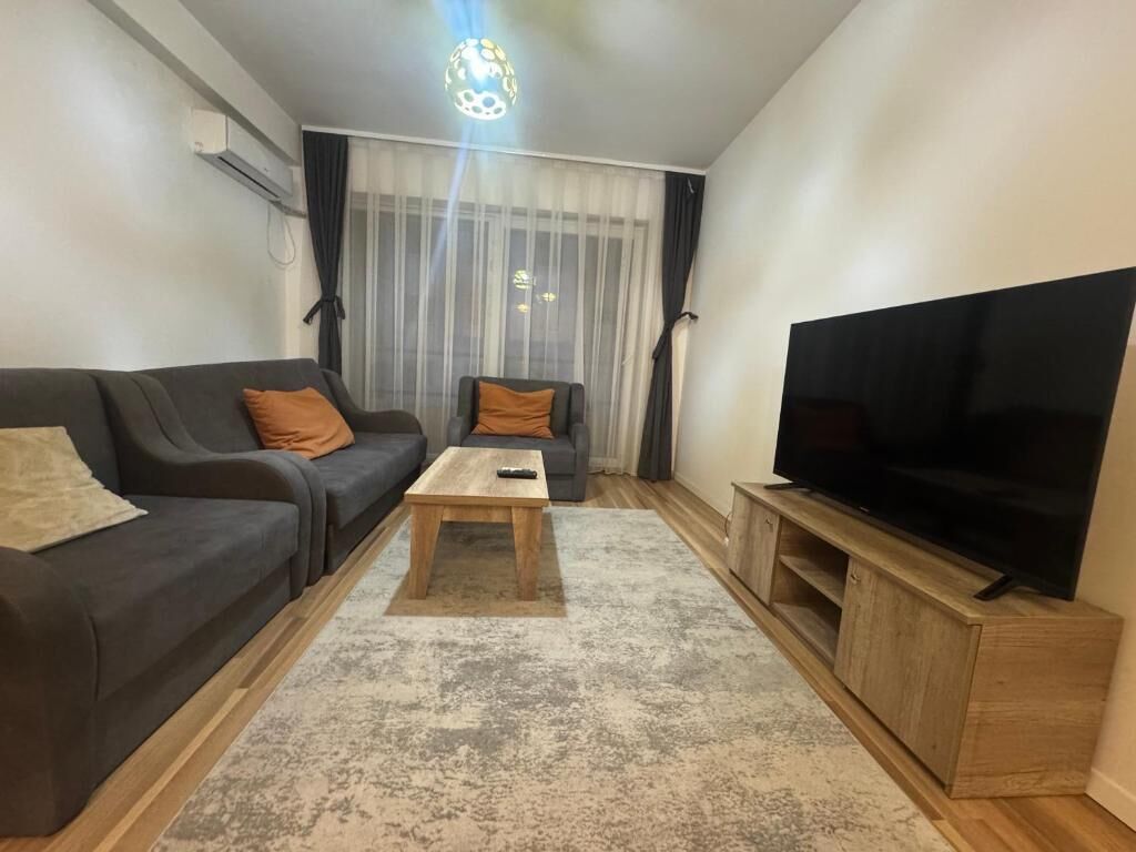 Apartment, Balcony, City View | Living area