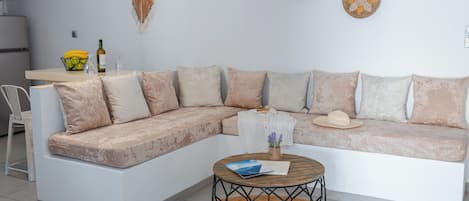 Luxury Cycladic Residence, Ground Floor | Living area