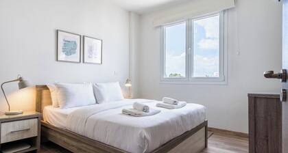 2BR Apt Near Larnaca Beach & Center