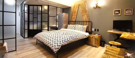 Standard Double Room, City View | Desk, laptop workspace, blackout drapes, soundproofing