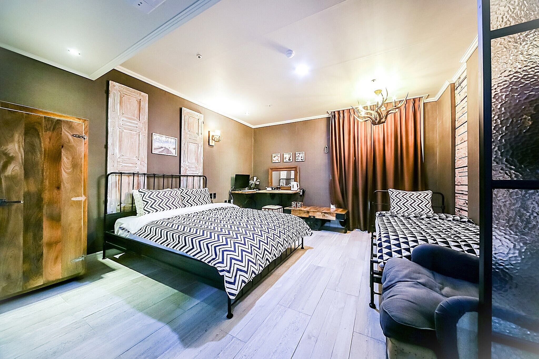 Chambre avec lits jumeaux, vue ville