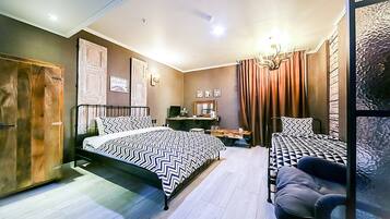Twin Room, City View | Desk, laptop workspace, blackout drapes, soundproofing