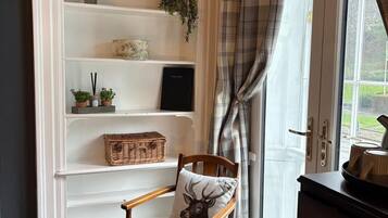 Habitación doble superior, vista a la ciudad | Interior