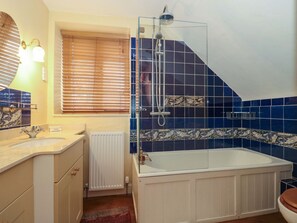 Shower - Tuxwell Lodge (Bridgwater)