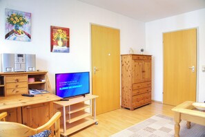 Interior - Apartment 56m2 for two - wellness with DreiWeltenCard - quiet & central (Bad Dürrheim)