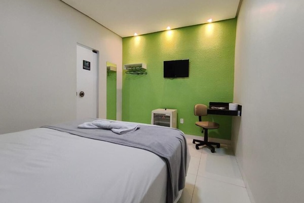 Double Room | Desk, laptop workspace, iron/ironing board