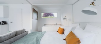 Lovely Agathe suite with air conditioning, balneo and pool.