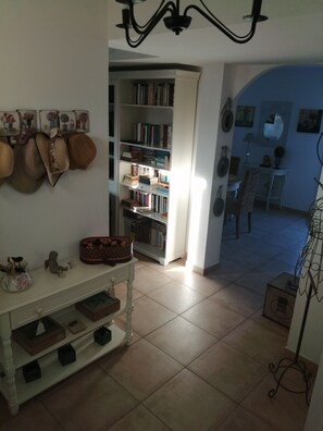 Interior - 135m2 villa in Provence  (Cheval-Blanc)