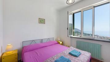 5 Schlafzimmer, Bügeleisen/Bügelbrett, WLAN, Bettwäsche