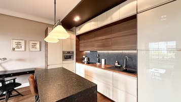 Classic Apartment, Courtyard View | Private kitchen | Full-size fridge, oven, stovetop, dishwasher