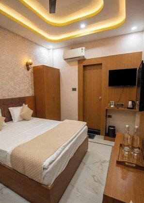 Chambre Supérieure, vue ville | Wi-Fi gratuit