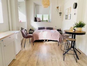 House, Accessible | 1 bedroom - Modern Studio 1 in Historic Abbey (Cadier en Keer)