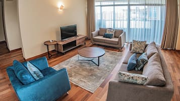 Deluxe Apartment | Living area