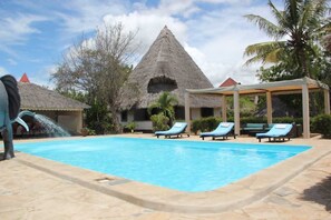 Piscina externa