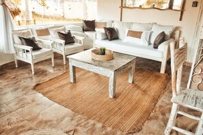 Familienvilla, Gartenblick | Wohnbereich