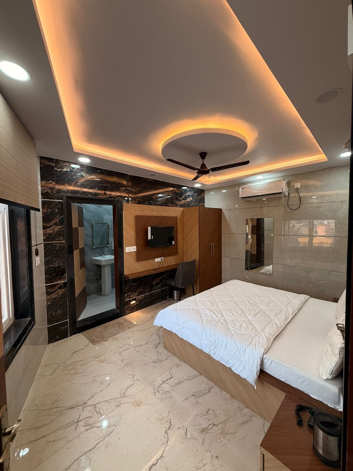 Deluxe Double Room | City view