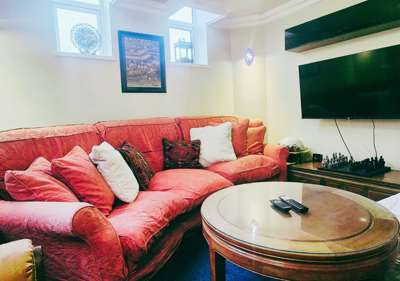 Comfort Apartment, Private Bathroom (The Hanover) | Ruang Istirahat