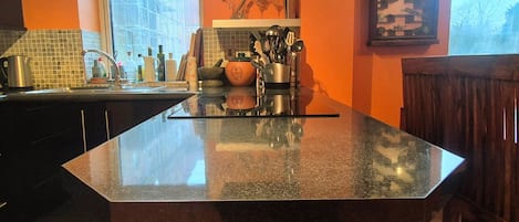 Comfort-Apartment, eigenes Bad (The Hanover) | Gemeinschaftsküche