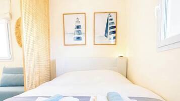 1 bedroom, iron/ironing board, travel cot, free WiFi