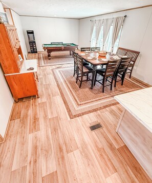 Dining - Emily’s Beach Shack at Holden Beach! Charming NEW home about 1 mile from beach! (Supply)