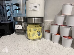Kaffee und/oder Kaffeemaschine