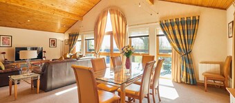 Host & Stay | Lodge 32