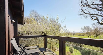 Host & Stay | Lodge 32