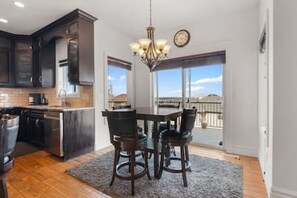 Dining - "Amantara" 5 BR Luxury Retreat | Bright & Serene (Calgary)