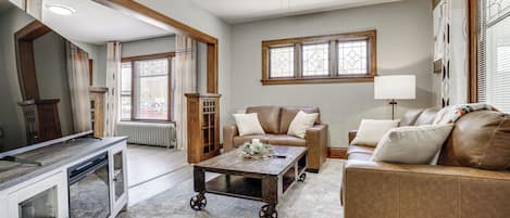 House (2 Bedrooms) | Front of property