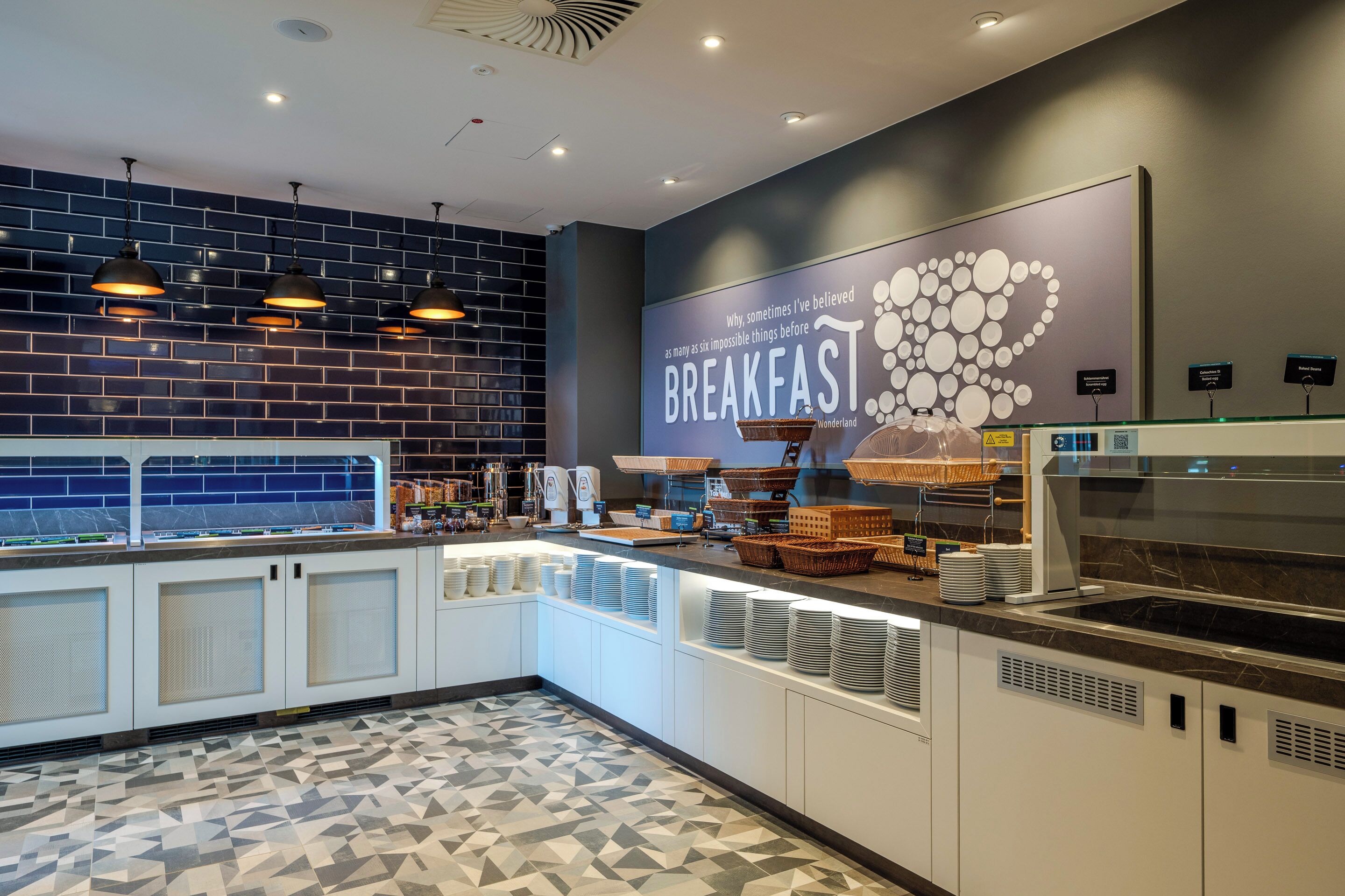 Tägliches Frühstücksbuffet gegen Gebühr