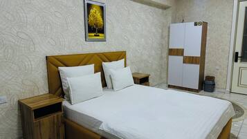 Deluxe Double Room, City View