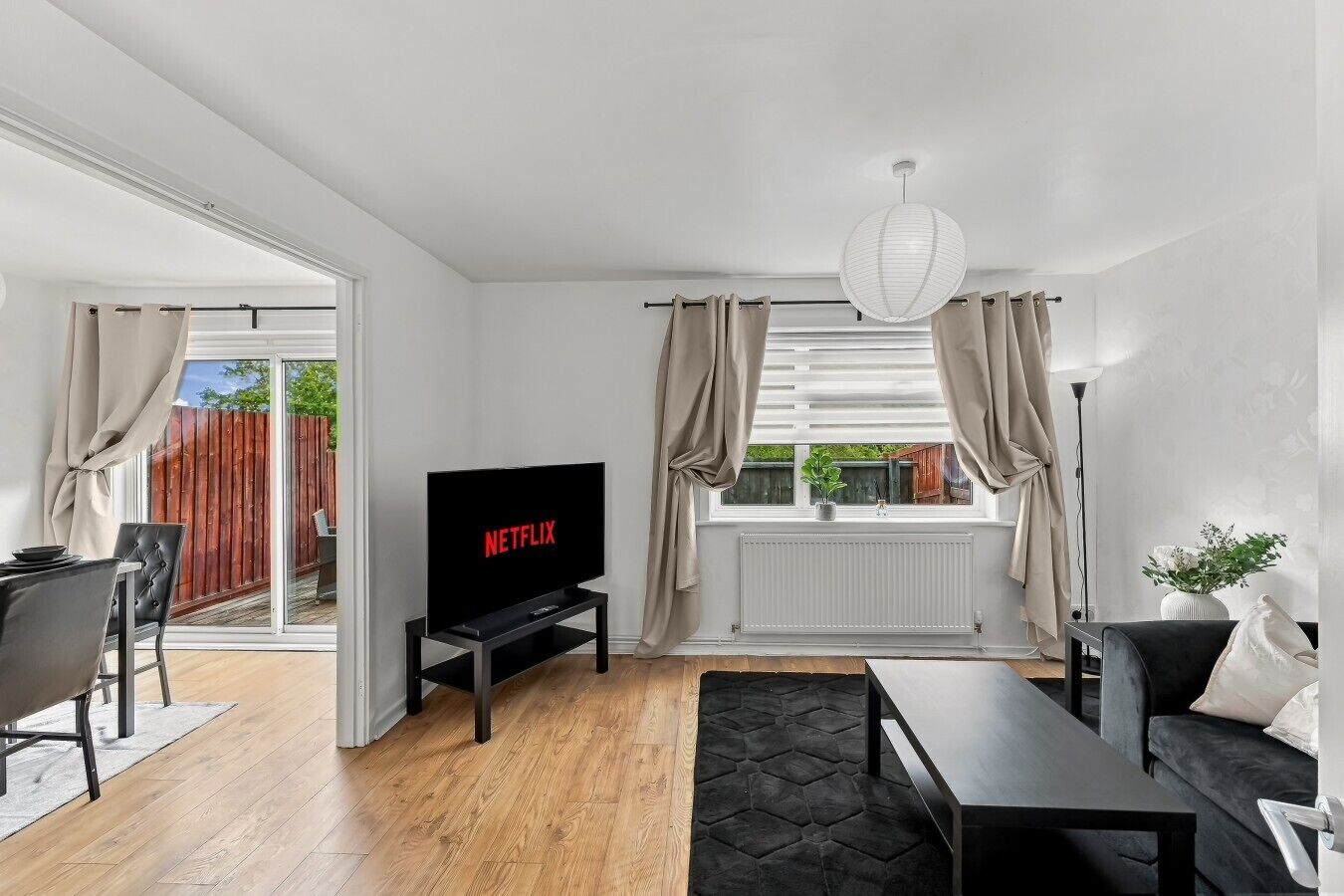 Stylish House  Sleeps 5  Free Parking  Fast Wifi  Self-check-in  Yoko Property - Wellingborough