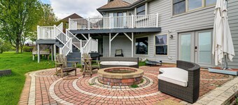 5 Mi to U of M! Bright Family Getaway w/ Patio