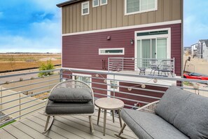 House (3 Bedrooms) | Interior - Spacious & Modern! New Home Near Gaylord Rockies (Aurora)