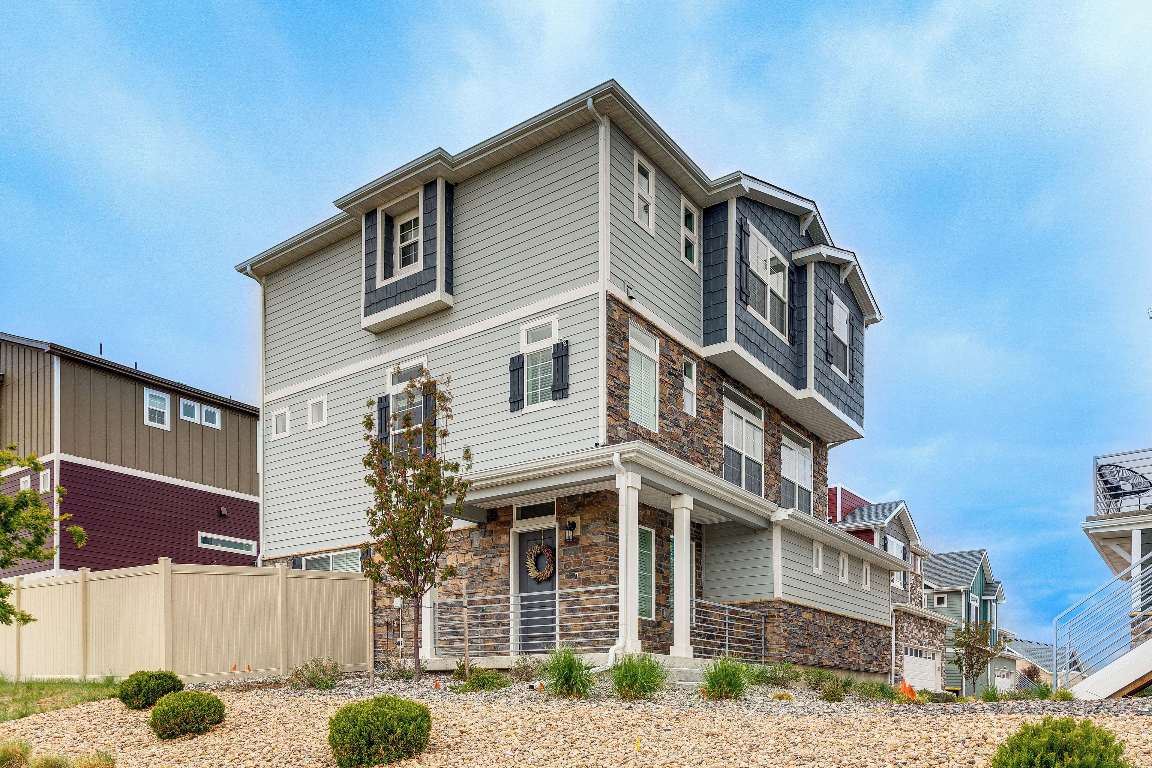 House (3 Bedrooms) | Front of property