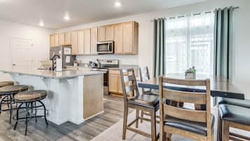 Rumah (3 Bedrooms) | Interior