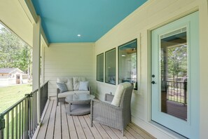 House (2 Bedrooms) | Interior - Lake Livingston Retreat w/ Dock & Waterfront View! (Pointblank)