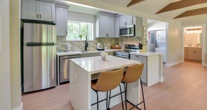 Lake Livingston Retreat w/ Dock & Waterfront View!