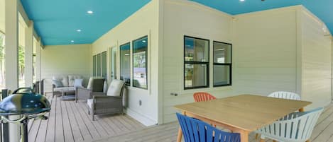 House (2 Bedrooms) | Front of property