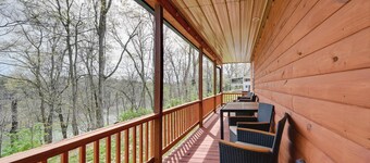 2 Cabins Near Lake Cumberland Boat Ramps!