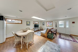 Apartment (0 Bedroom) | Bahagian dalam