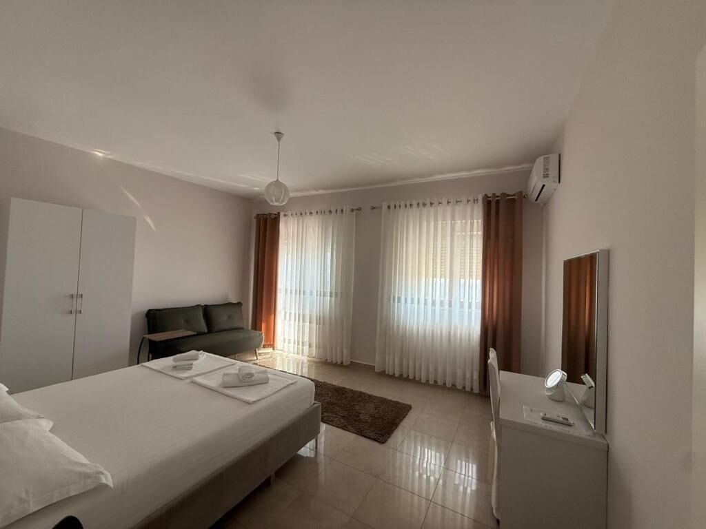 Double Room, City View | Free WiFi