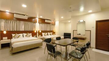 Deluxe Quadruple Room, Air conditioning, City View | Laptop workspace, iron/ironing board, free WiFi