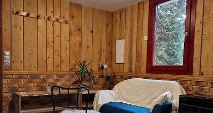 Chalet De La ForĂȘt â Sleeps 6