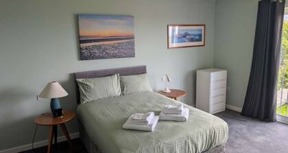 Coastguard cafe room 1