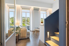 House, Smoking - 405 Le Blue in Cannes (Cannes)