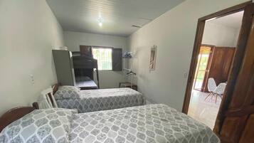 Premium House, Air conditioning | Premium bedding, individually decorated, individually furnished