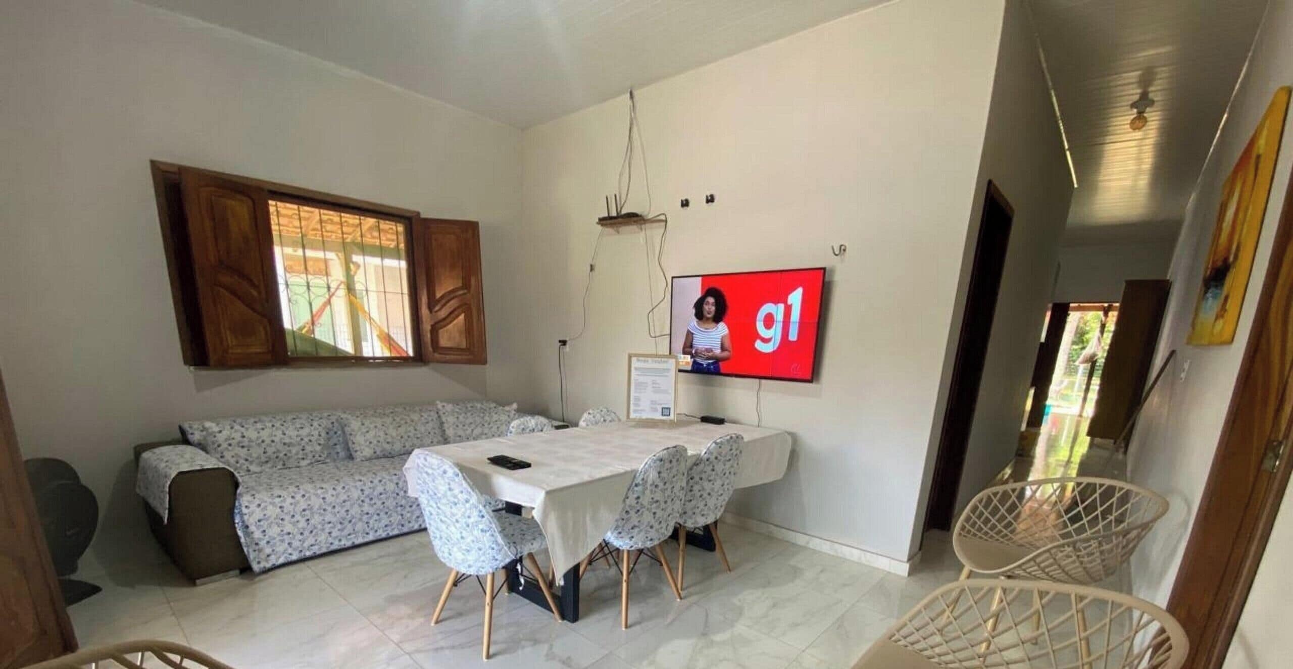 Casa Premium, aria condizionata | Area soggiorno | Smart TV 40 pollici con canali digitali
