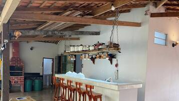 Premium House, Air conditioning | Bar (on property)